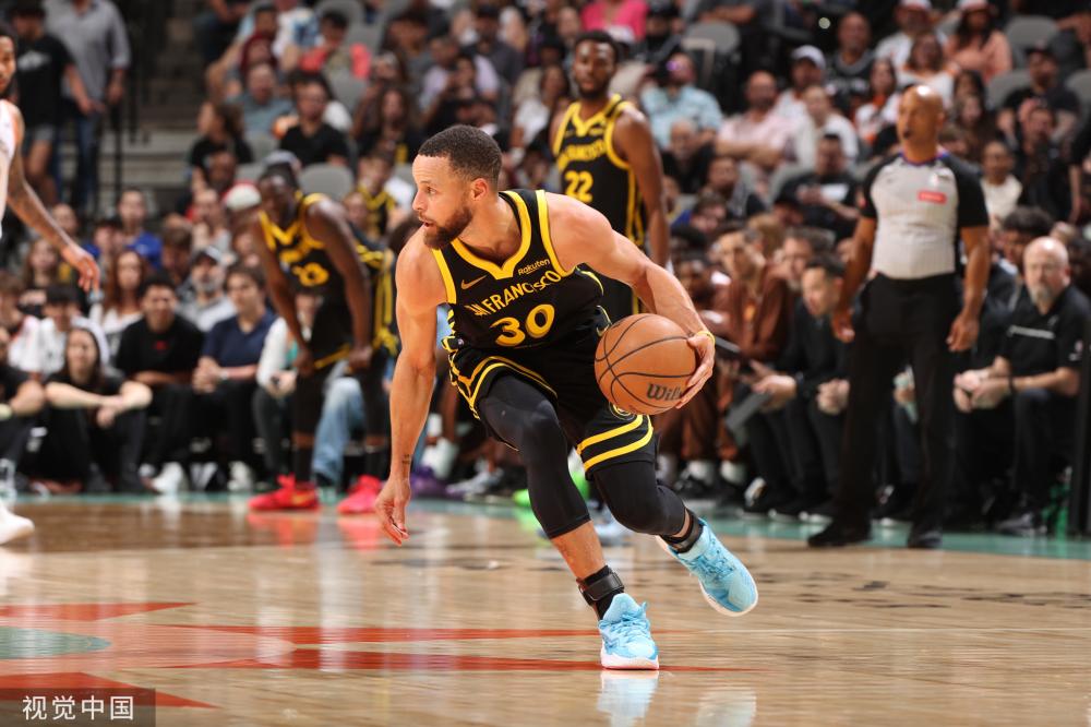 己的脚步细 己的脚步细